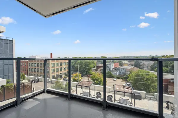 93 Arthur ST S #503, Guelph, ON N1E 0S6