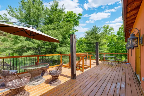 15 County Road 5 RD, Front Of Yonge, ON K0E 1R0