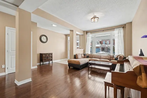 269 Gracewood CRES, Blossom Park - Airport And Area, ON K1T 0J1