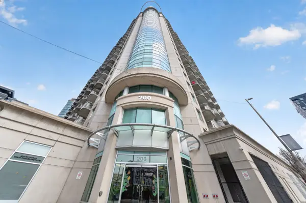 200 Rideau ST #408, Lower Town - Sandy Hill, ON K1N 5Y1