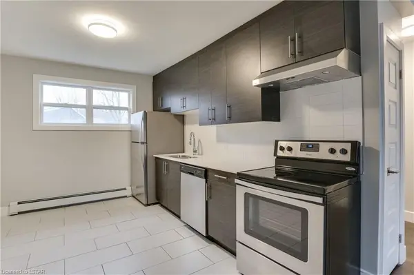 45 TECUMSEH AVE W #4, London South, ON N6J 1K8