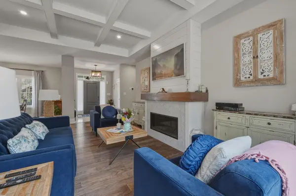 1104 Xavier ST, Gravenhurst, ON P0E 1G0