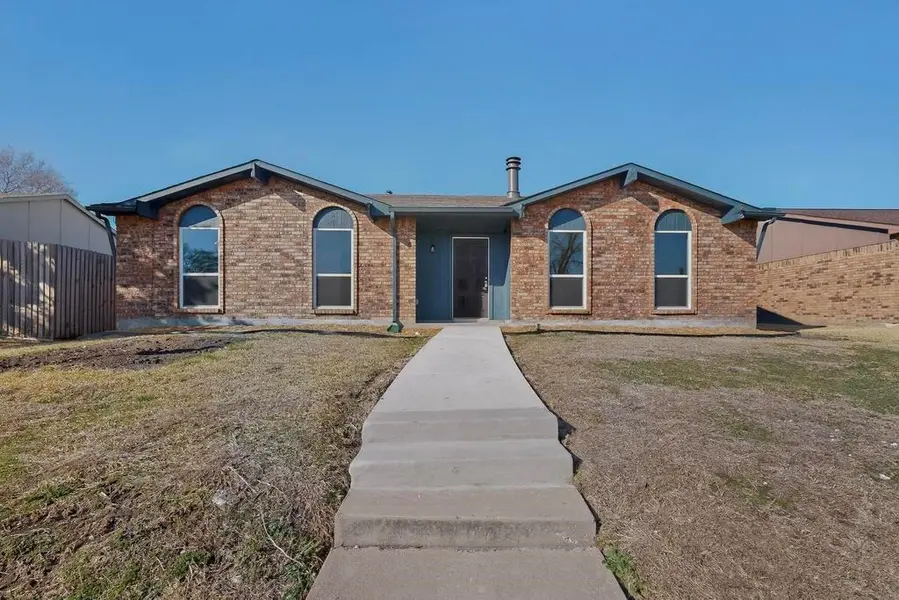8505 Woodside Road, Rowlett, TX 75088