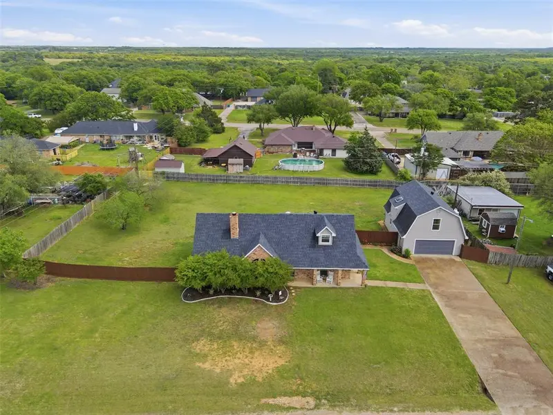 2726 Hill Lane, Cleburne, TX 76031