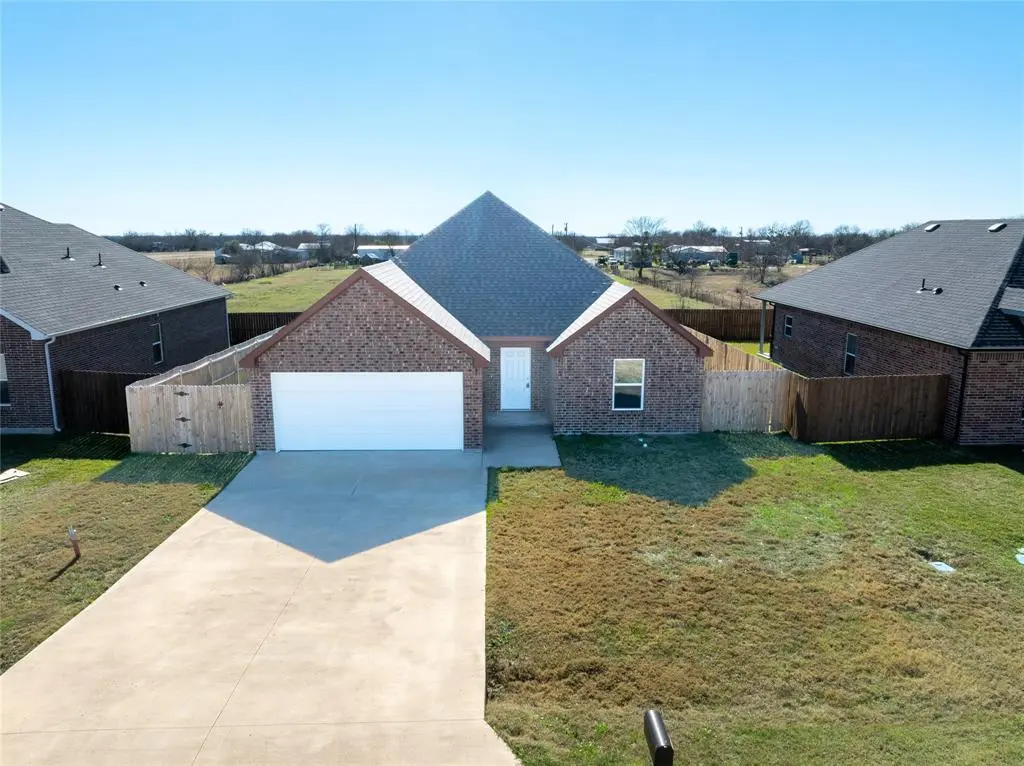 1020 Springview Lane, Mabank, TX 75147
