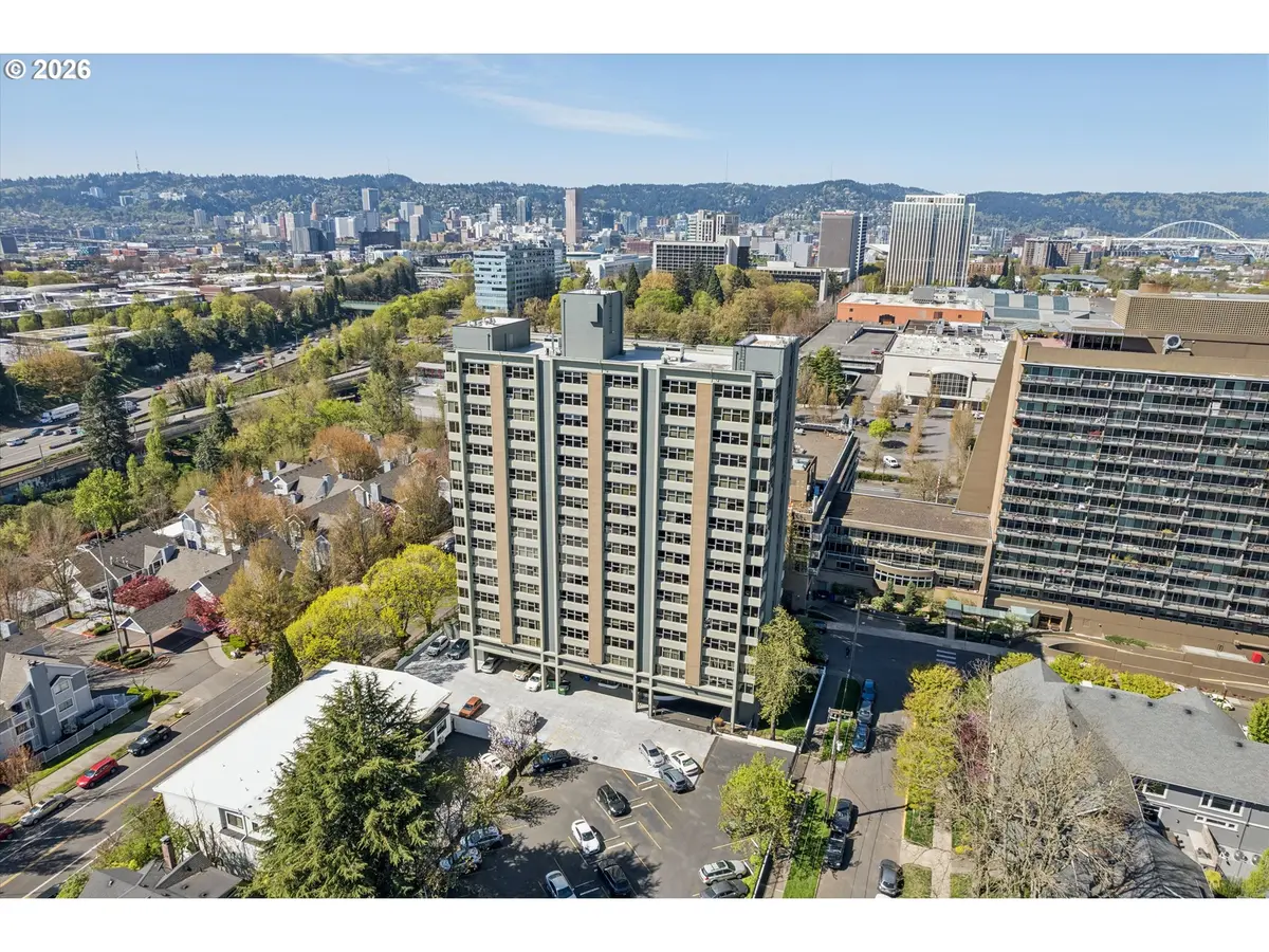1220 NE 17TH AVE #3D, Portland, OR 97232