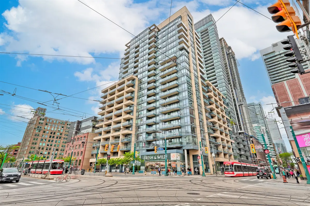 438 King ST #1416, Toronto C01, ON M5V 3T9