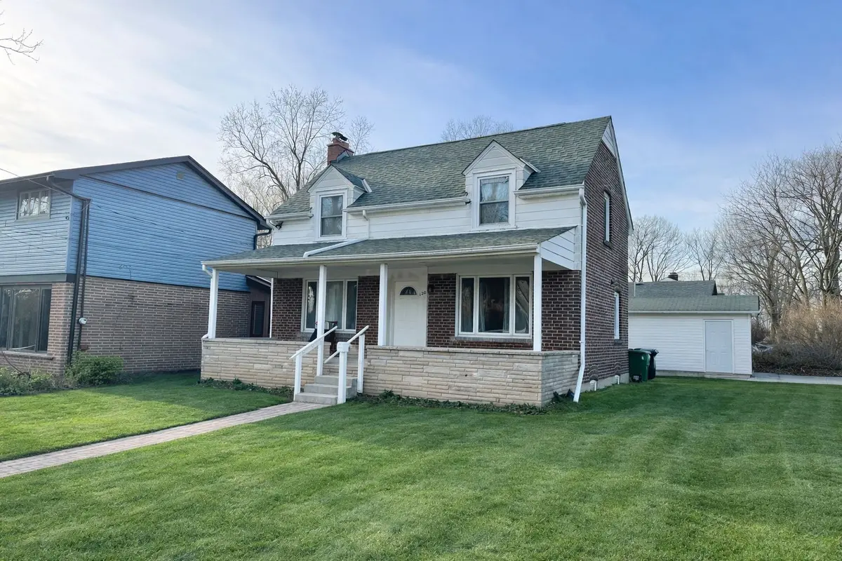 120 Phyllis AVE #Upper, Toronto E08, ON M1M 1Y1