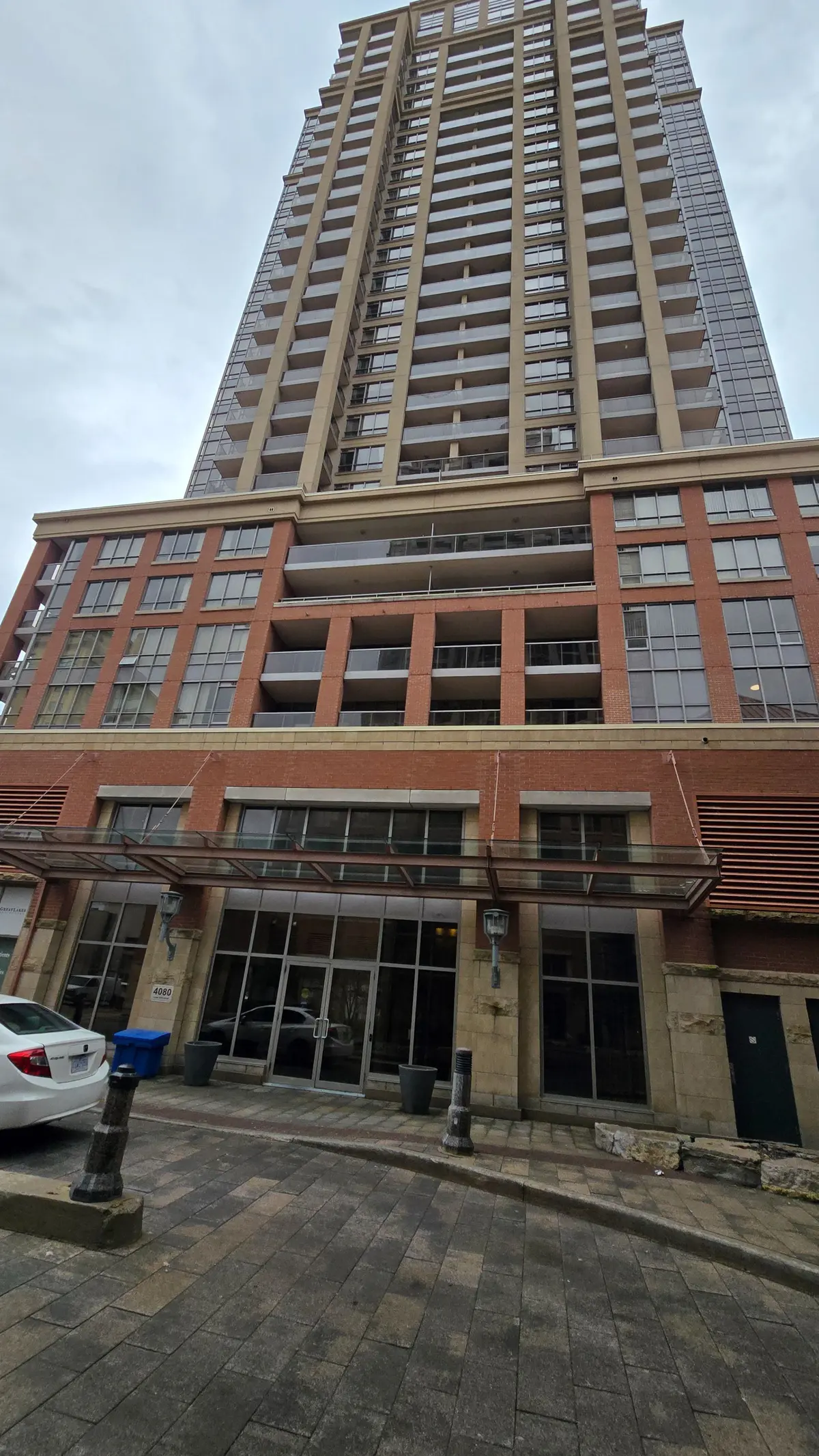 4080 Living Arts DR #510, Mississauga, ON L5B 4N3