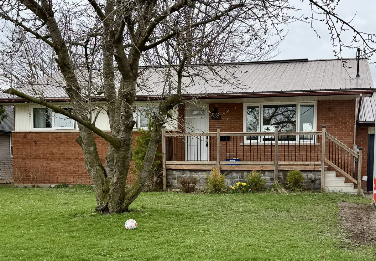 597 Gold ST, Warwick, ON N0M 2S0