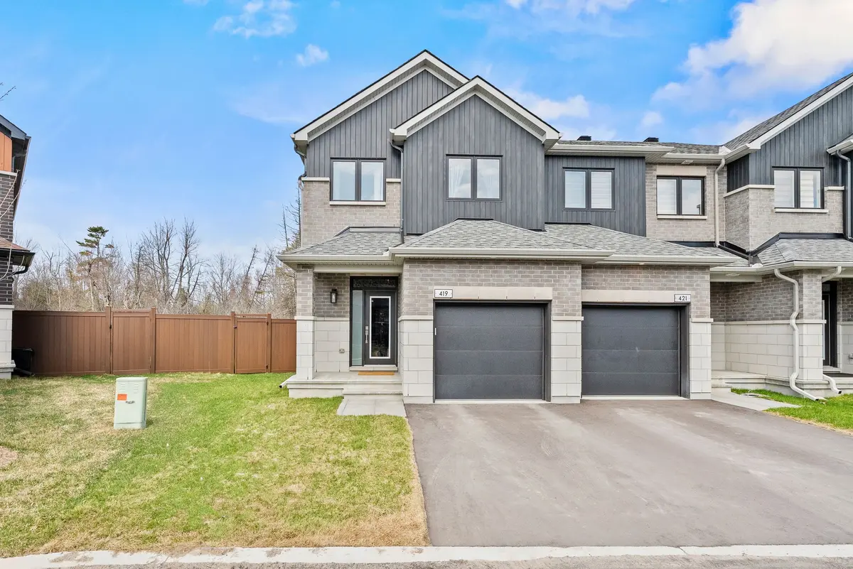 419 Clubtail Private, Blossom Park - Airport And Area, ON K1X 0M9