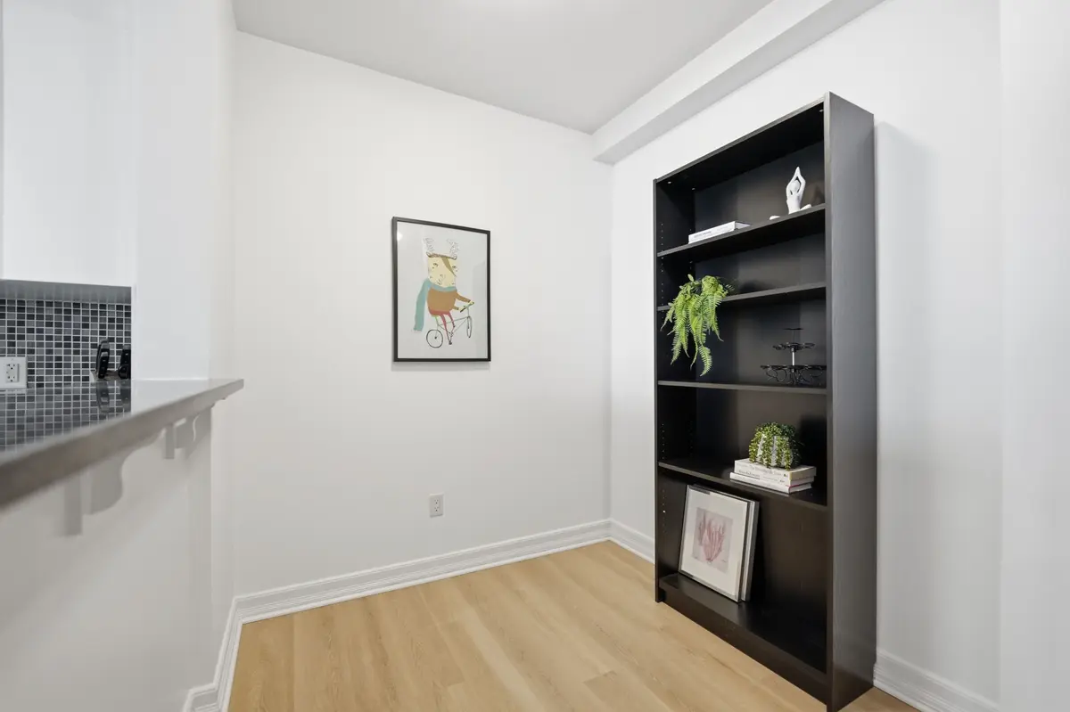 200 Besserer ST #910, Lower Town - Sandy Hill, ON K1N 0A7