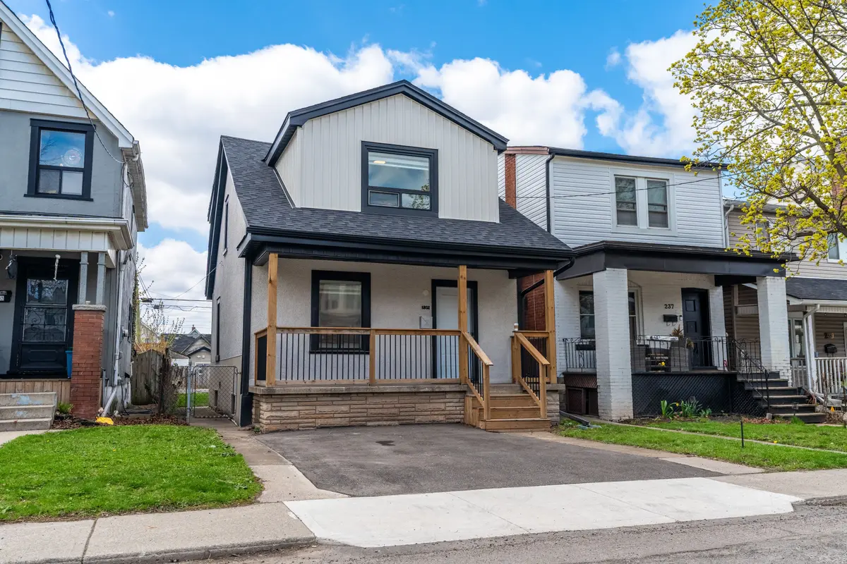 235 Balmoral AVE, Hamilton, ON L8L 7S1