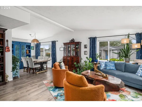 4055 ROYAL AVE, Eugene, OR 97402