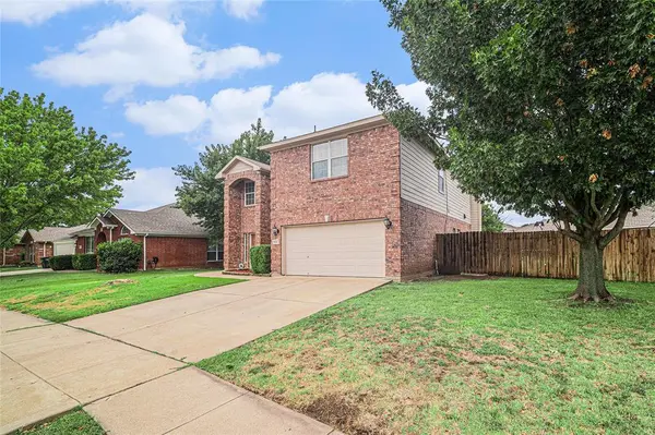 9600 Fox Hill Drive, Fort Worth, TX 76131