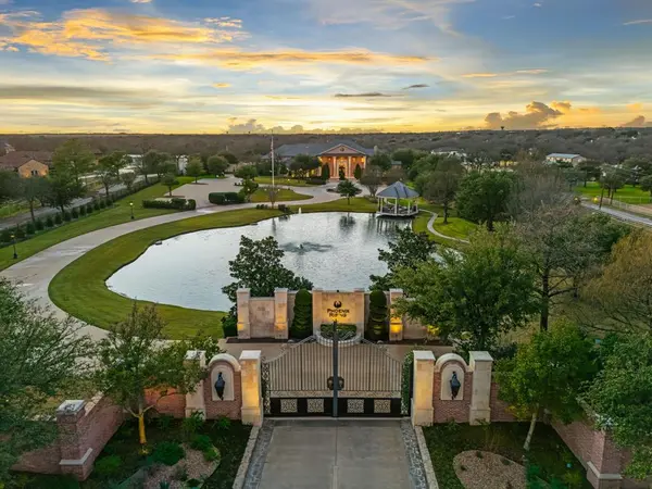 702 S White Chapel Boulevard, Southlake, TX 76092