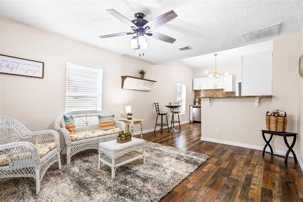 614 Rice Street, Denison, TX 75020