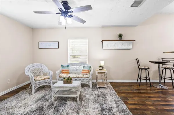 614 Rice Street, Denison, TX 75020