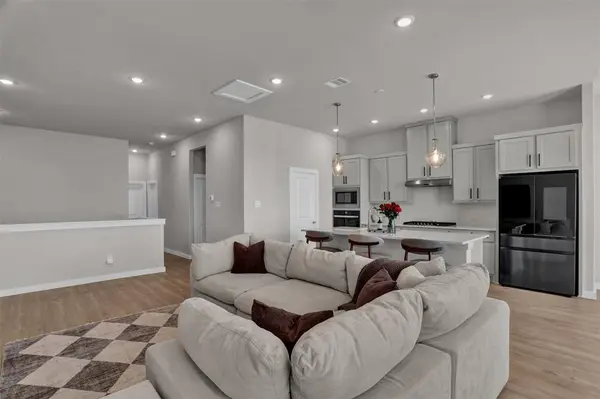 3472 Heritage Place, Richardson, TX 75082