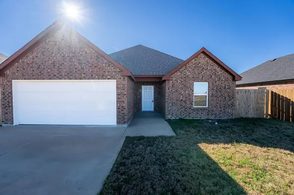 1020 Springview Lane, Mabank, TX 75147