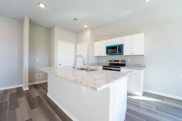 1020 Springview Lane, Mabank, TX 75147