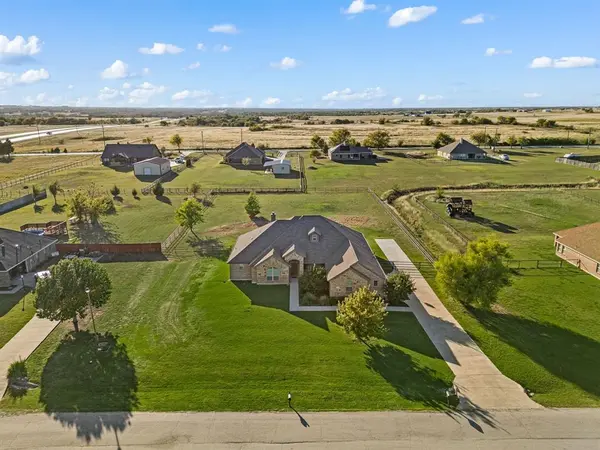 282 Heather Lane, Decatur, TX 76234