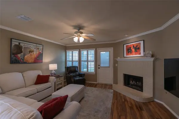 2317 Overlook Lane, Denton, TX 76207