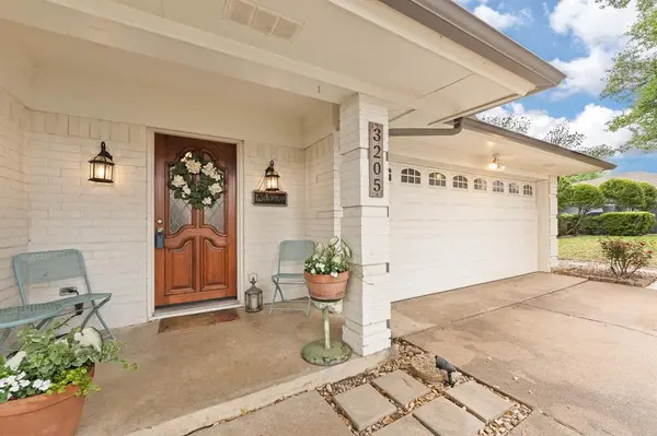 3205 Minot Avenue, Fort Worth, TX 76133