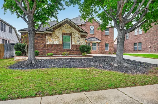 5920 Ivy Glen Drive, Grand Prairie, TX 75052