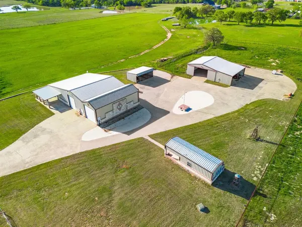 266 County Road 4577, Boyd, TX 76023