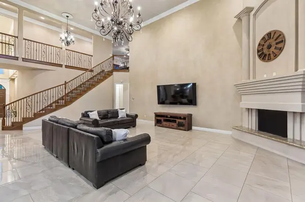 2112 Becky Lane, Cedar Hill, TX 75104