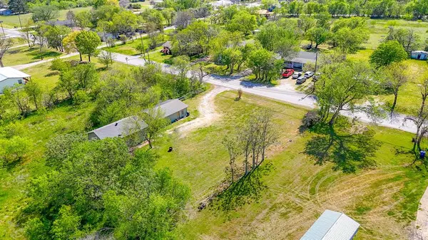 708 S Kerr Street, Blooming Grove, TX 76626
