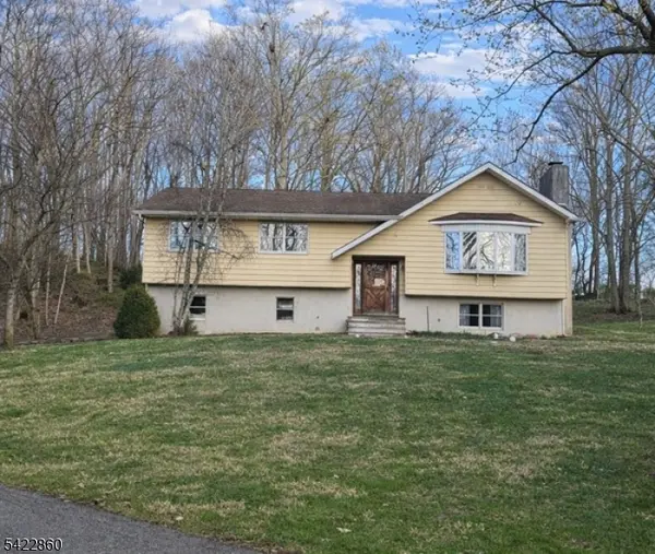 6 Millbrook Rd, Blairstown Twp., NJ 07825