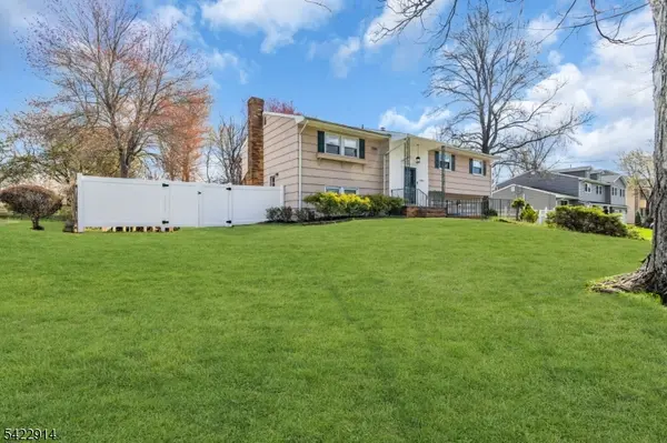 33 Mary Ellen Dr, Edison Twp., NJ 08820