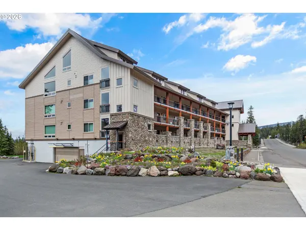 31105 E MULTORPOR DR #303, Government Camp, OR 97028