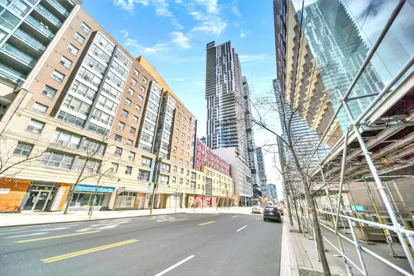 251 Jarvis ST #3512, Toronto C08, ON M5B 0C3