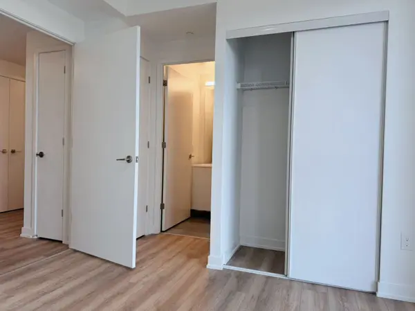 634 Church ST #3203, Toronto C08, ON M4Y 2G3