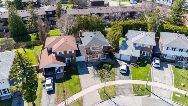 26 Carondale CRES, Toronto E05, ON M1W 2B1