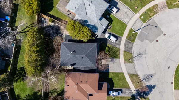 26 Carondale CRES, Toronto E05, ON M1W 2B1