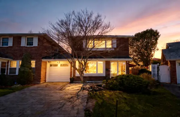 26 Carondale CRES, Toronto E05, ON M1W 2B1