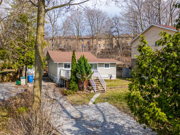 37 Pineway AVE, Georgina, ON L4P 1X7