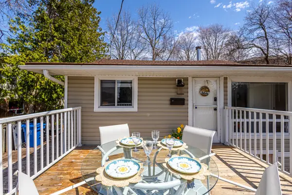 37 Pineway AVE, Georgina, ON L4P 1X7