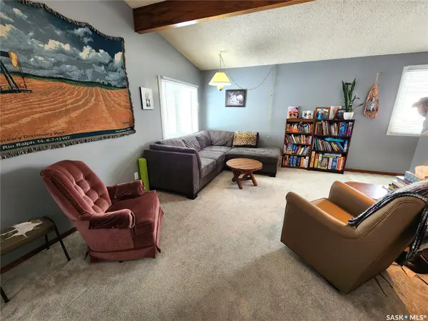 304 Second AVENUE E, Lampman, SK S0C 1N0