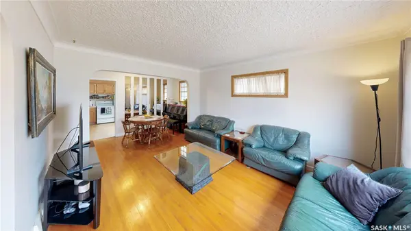 2711 Montreal CRESCENT, Regina, SK S4P 2W4