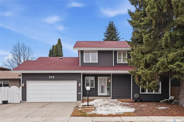542 Coldspring WAY, Saskatoon, SK S7J 3N6