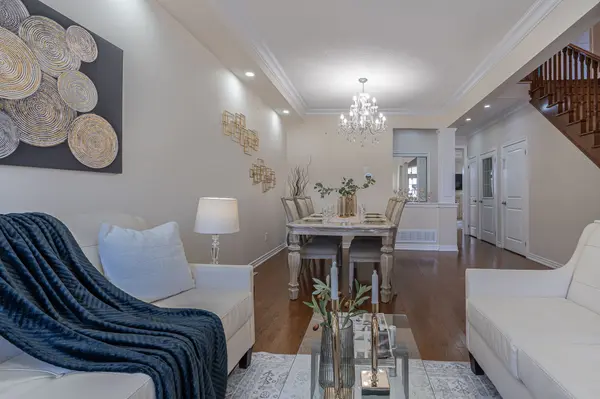 36 Naperton DR, Brampton, ON L6R 0Z5