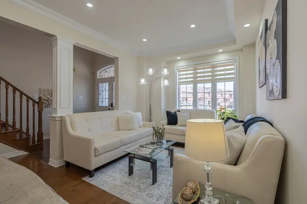 36 Naperton DR, Brampton, ON L6R 0Z5