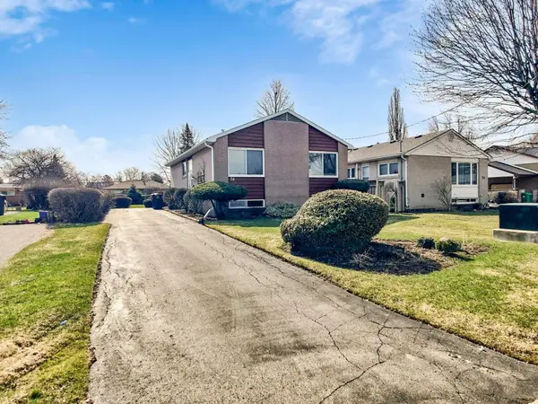 26 Carlyle CRES, Brampton, ON L6W 2Z1