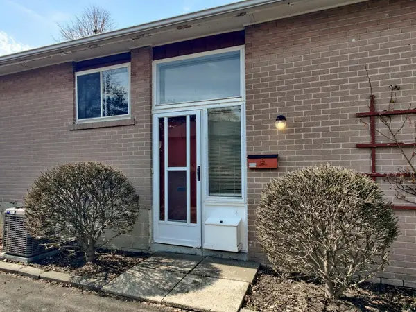 26 Carlyle CRES, Brampton, ON L6W 2Z1