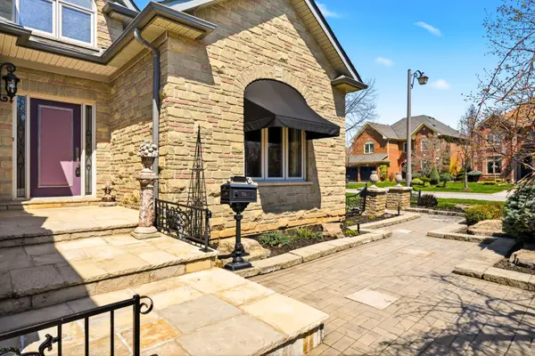 4125 Montrose CRES, Burlington, ON L7M 4J5